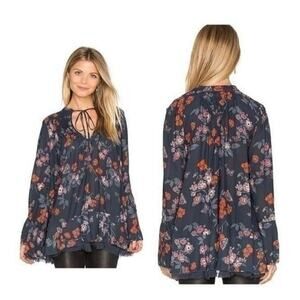 FREE PEOPLE Pebble Crepe So Fine Smocked Tunic top/ size XS